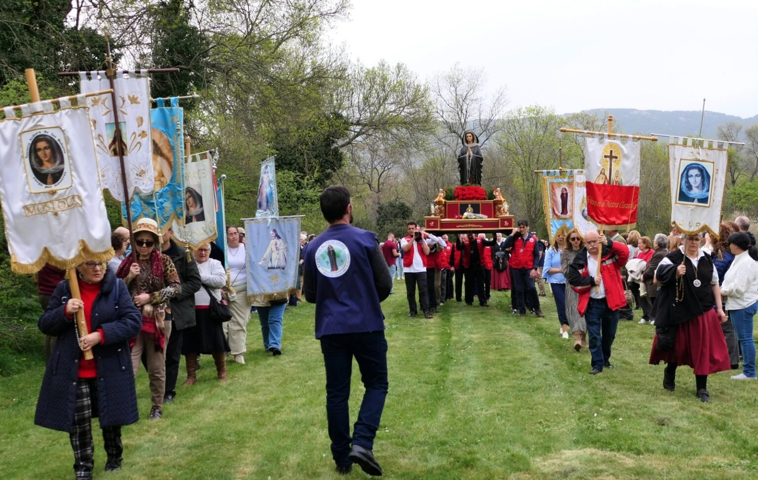 Procession 5